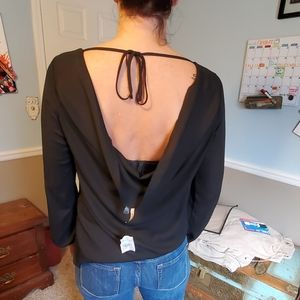 Backless blouse